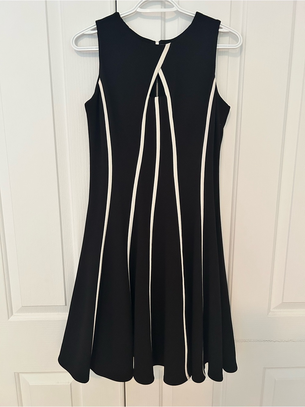 Women’s Black Sleeveless A-Line Dress with White Piping